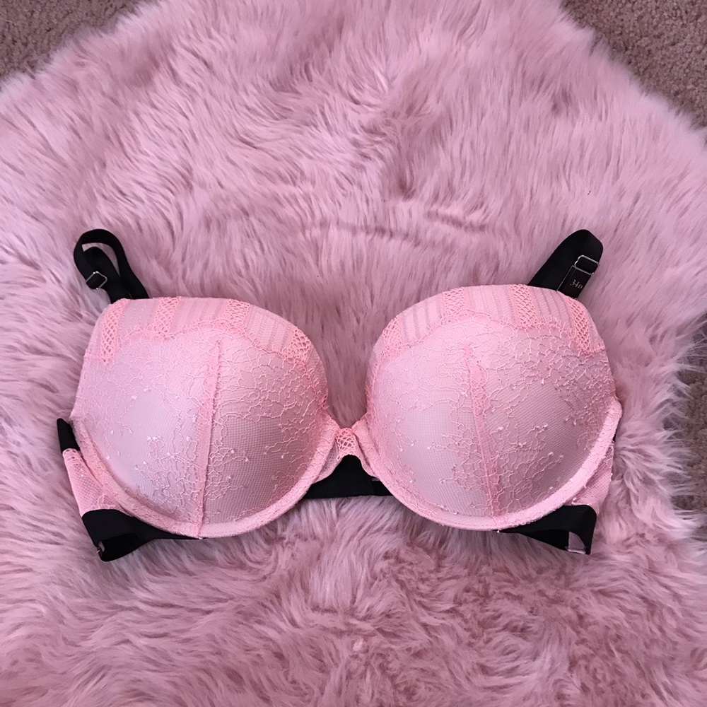 COPY - 🛍 🎁 Victoria’s Secret Very sexy push up lace bra
